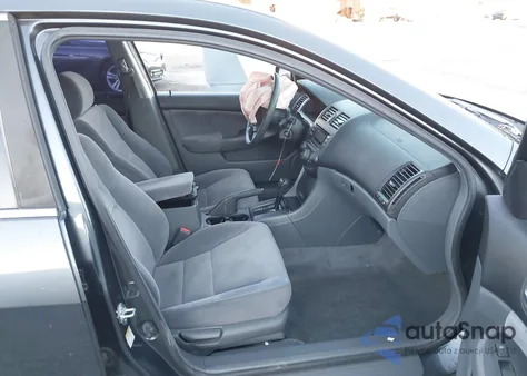 2004 Honda Accord 2.4 Lx from USA, damaged, VIN JHMCM56414C006689